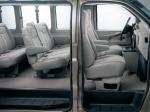 Chevrolet Express 2002 года